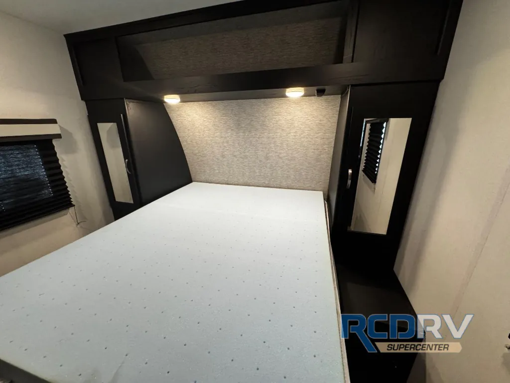 2024 Coachmen Freedom Express Select 29SE, Photos photo 11