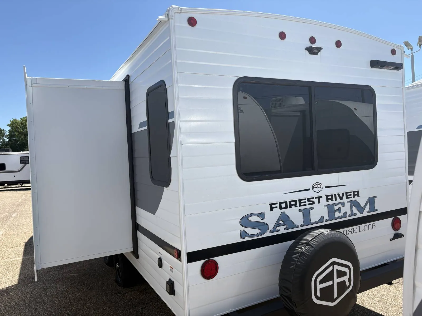 2026 Forest River Salem Cruise Lite 24RLXL - Photo 4