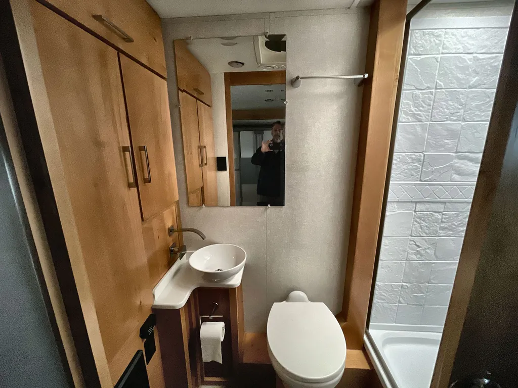2019 Tiffin Wayfarer 24 FW, Photos photo 29