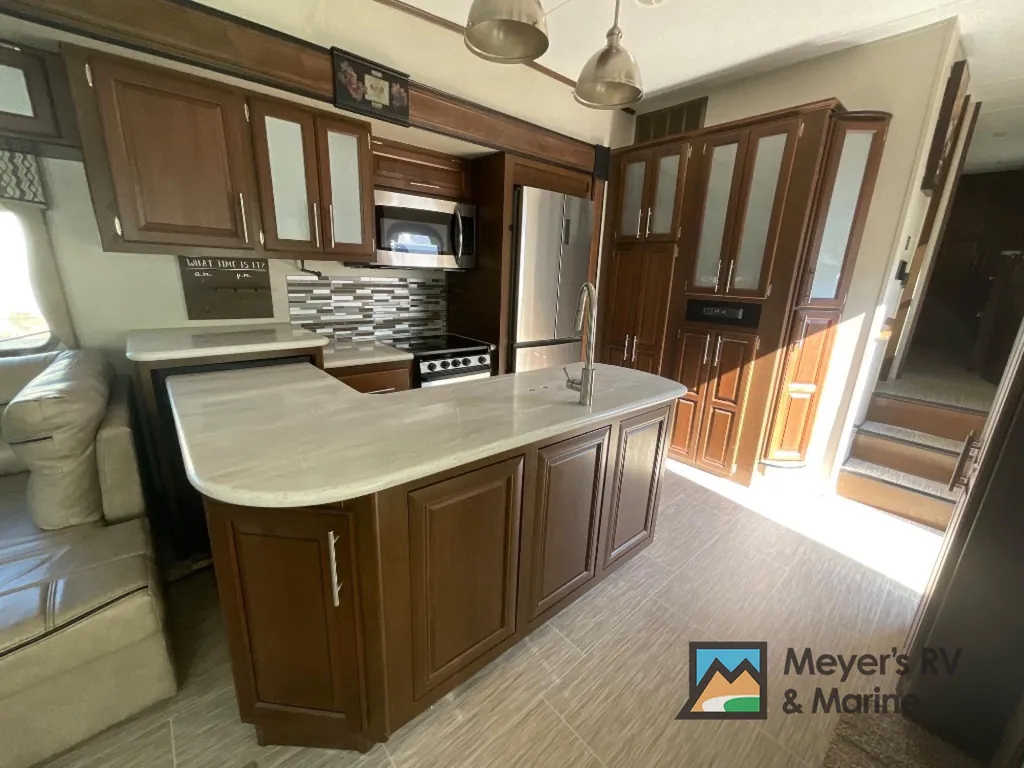 2018 Forest River Wildcat 34WB, Photos photo 18