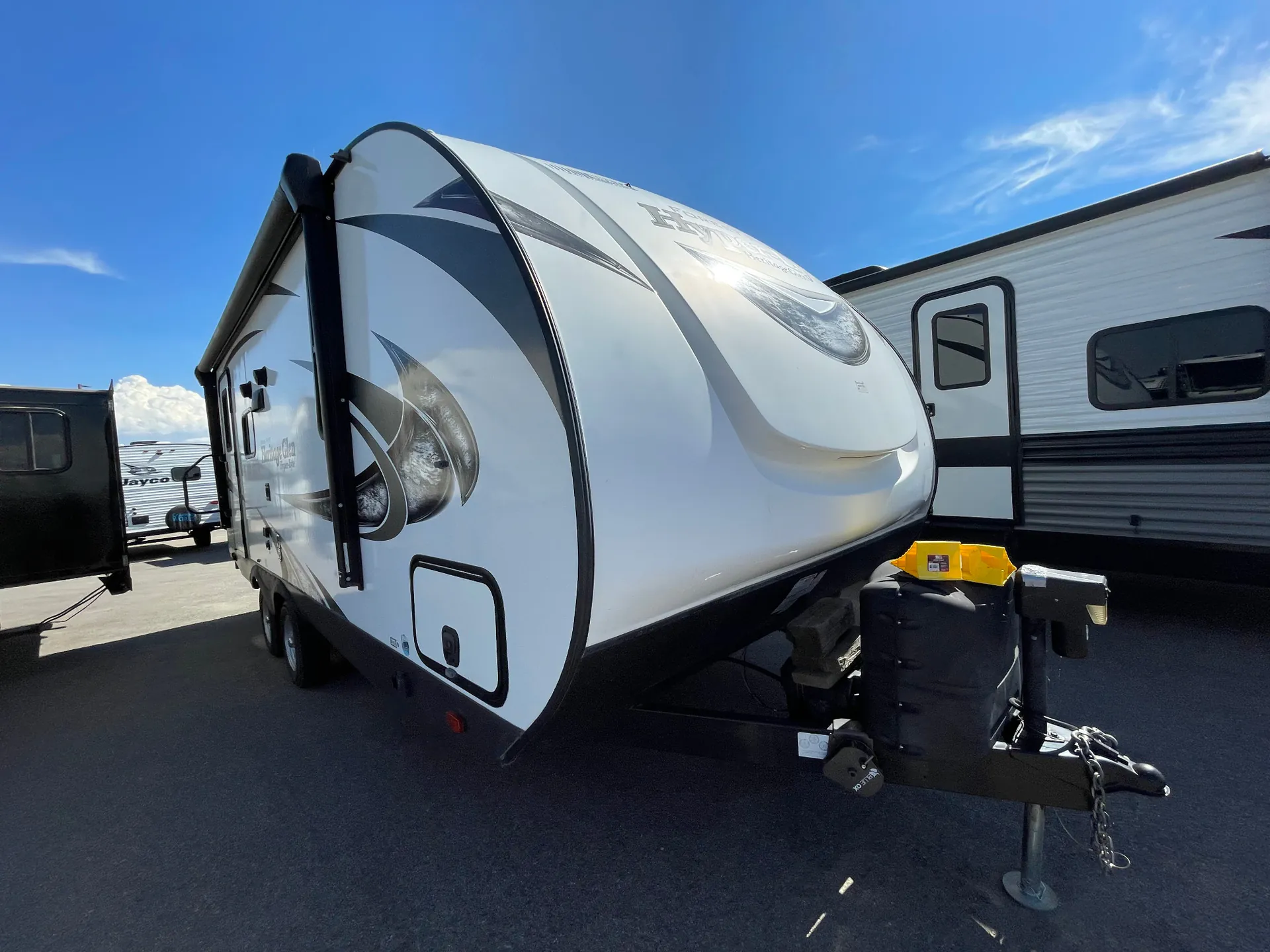 2019 Forest River Wildwood Heritage Glen Hyper-Lyte 23RBHL dealer photo 1 from Camping World