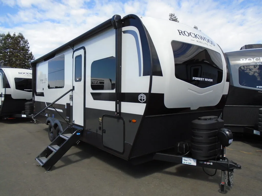 2026 Forest River Rockwood Mini Lite 2522FB - Photo 3
