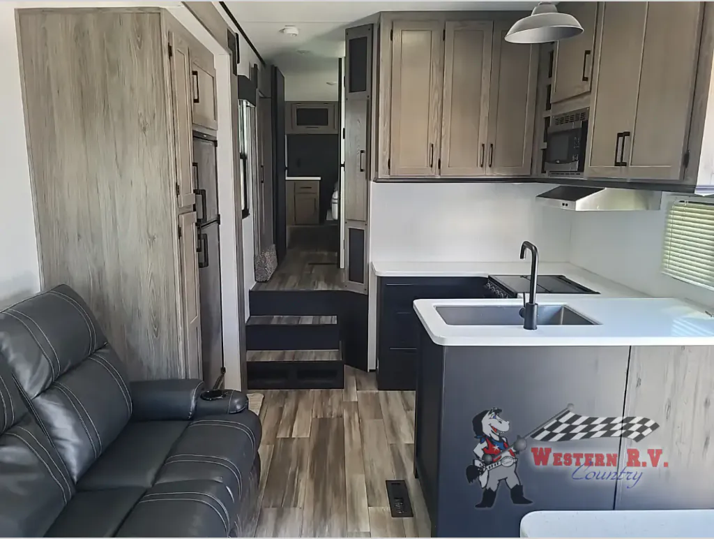 2021 Heartland Gravity 3610, Photos photo 5