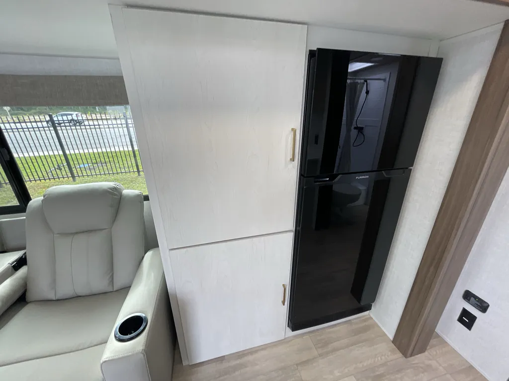 2026 Forest River Vibe Extreme Lite 2400RB, Photos photo 12