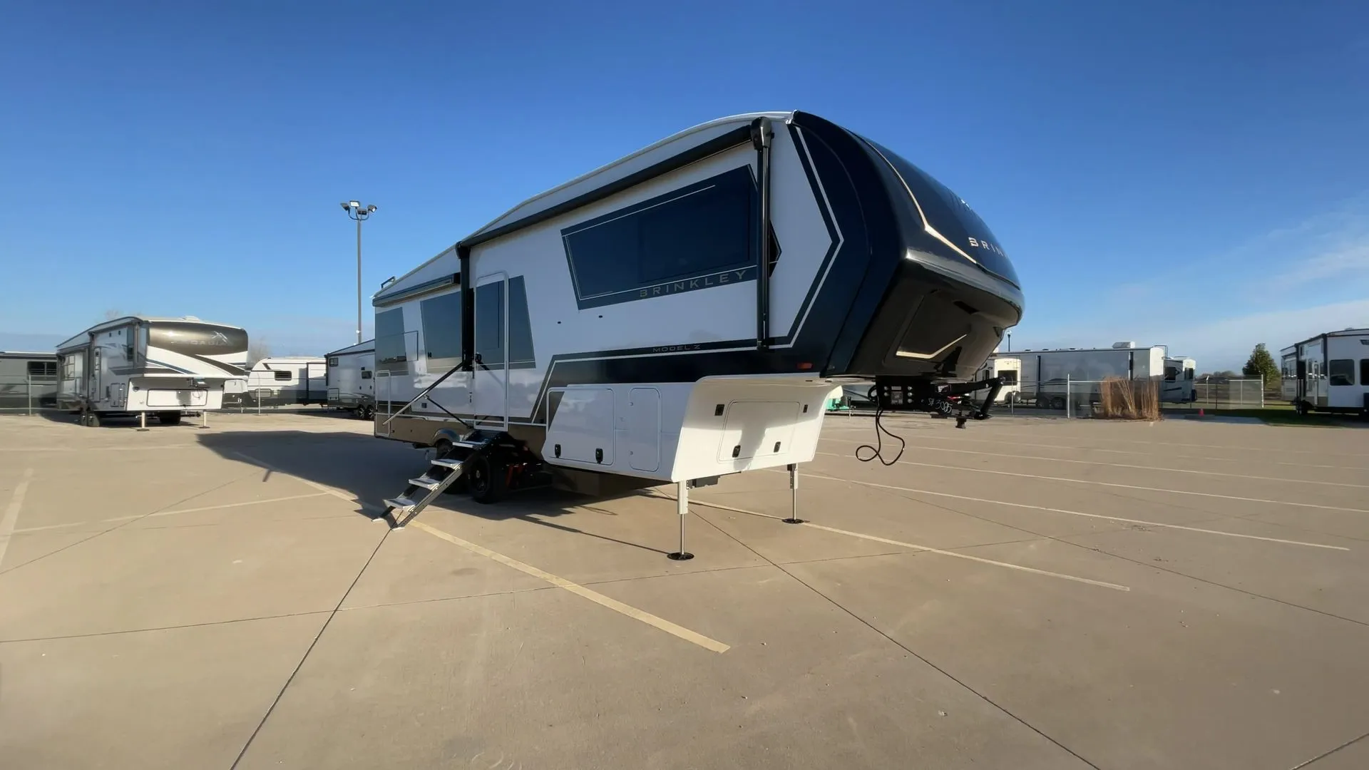 2026 Brinkley Model Z 2680 - Photo 3