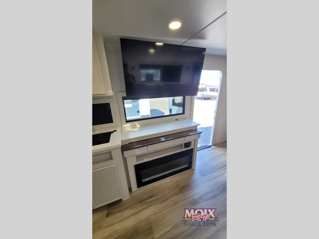 2027 Brinkley Model I 290, Photos photo 22