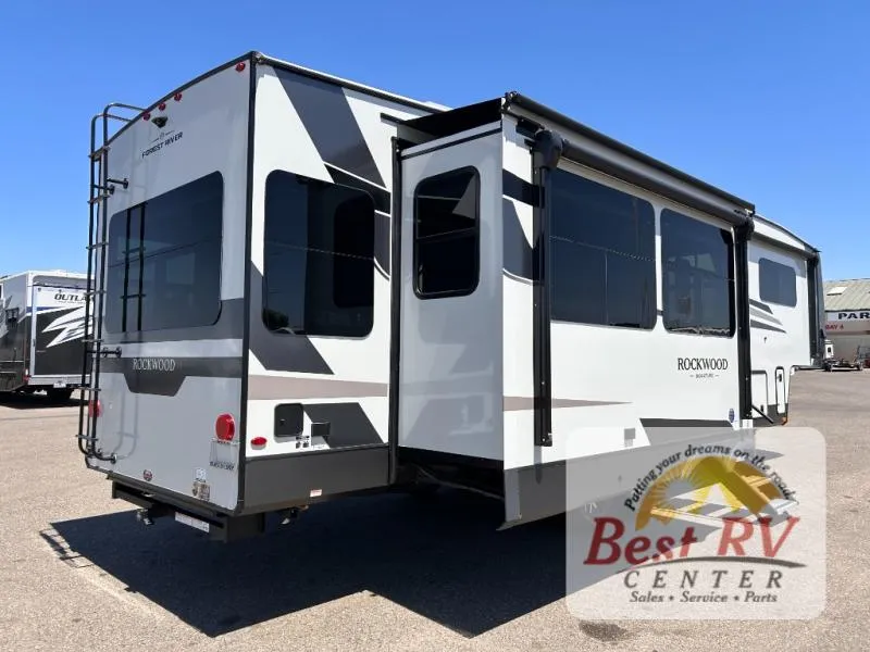 2026 Forest River Rockwood Signature R361RLS - Photo 4