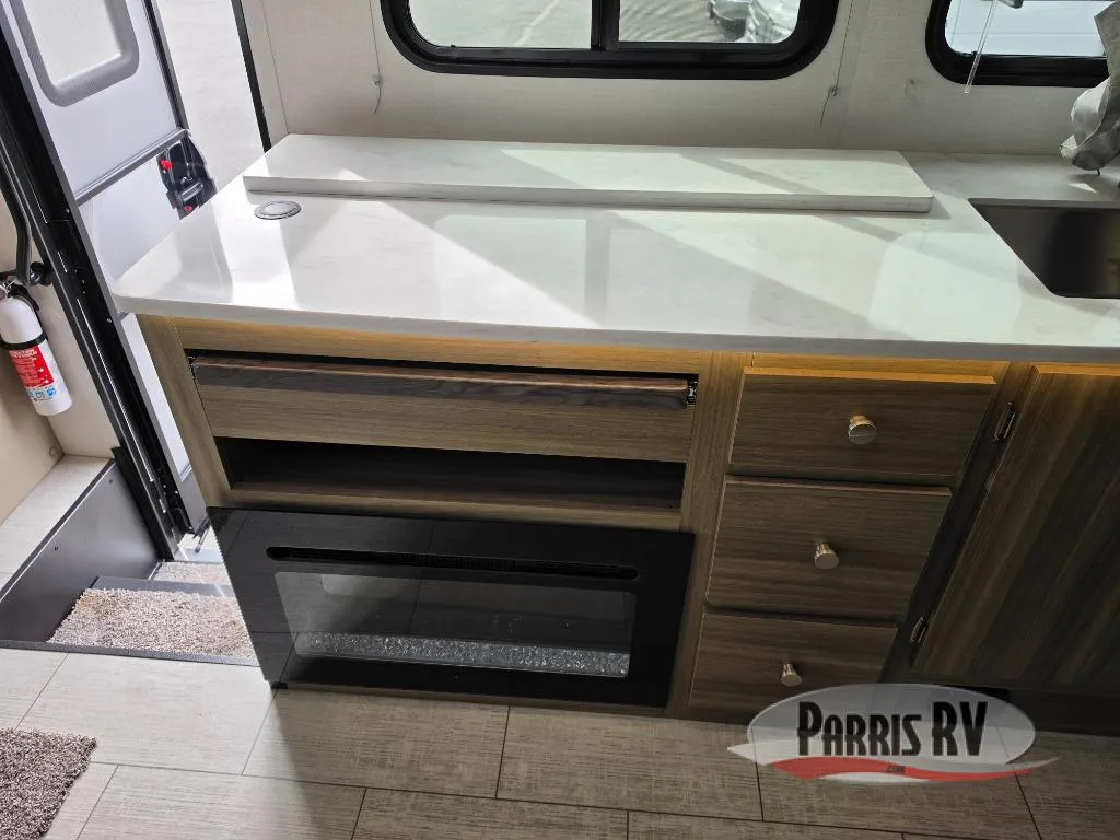 2026 Coachmen Freelander 31MB - Photo 3