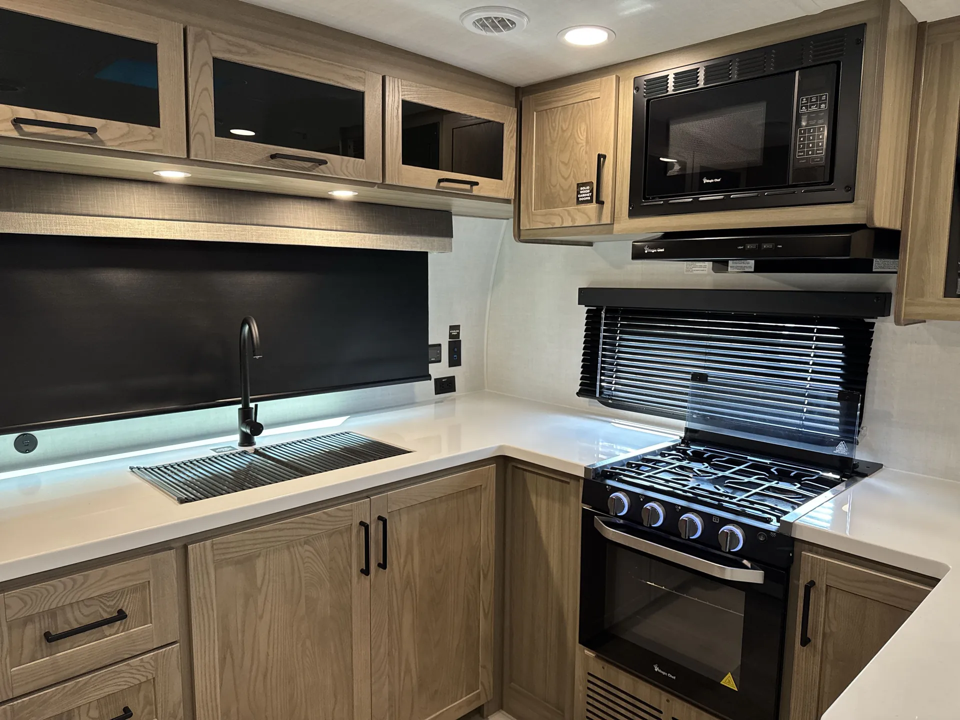 2027 Forest River Rockwood Mini Lite 2523MBR — kitchen