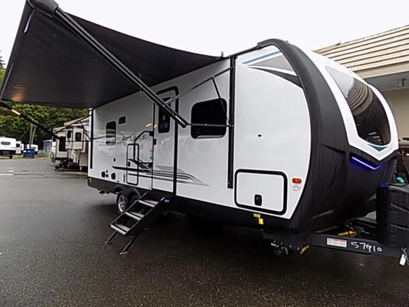 2023 Palomino Solaire 242RBS - Photo 2
