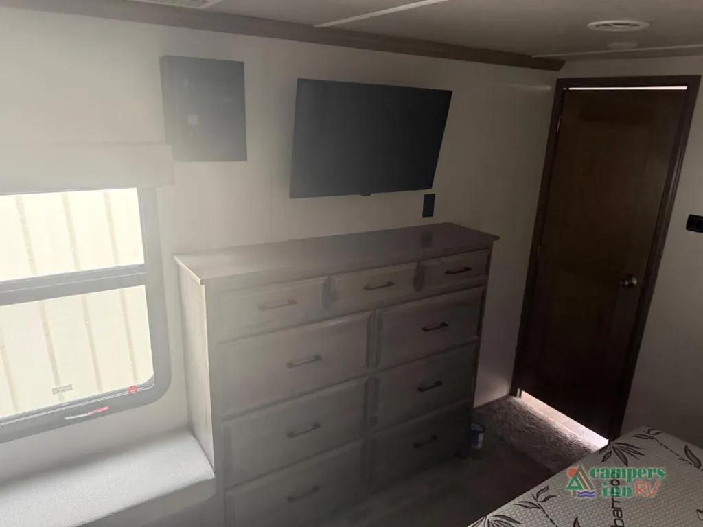 2020 Forest River Cedar Creek Champagne Edition 38EL, Photos photo 36