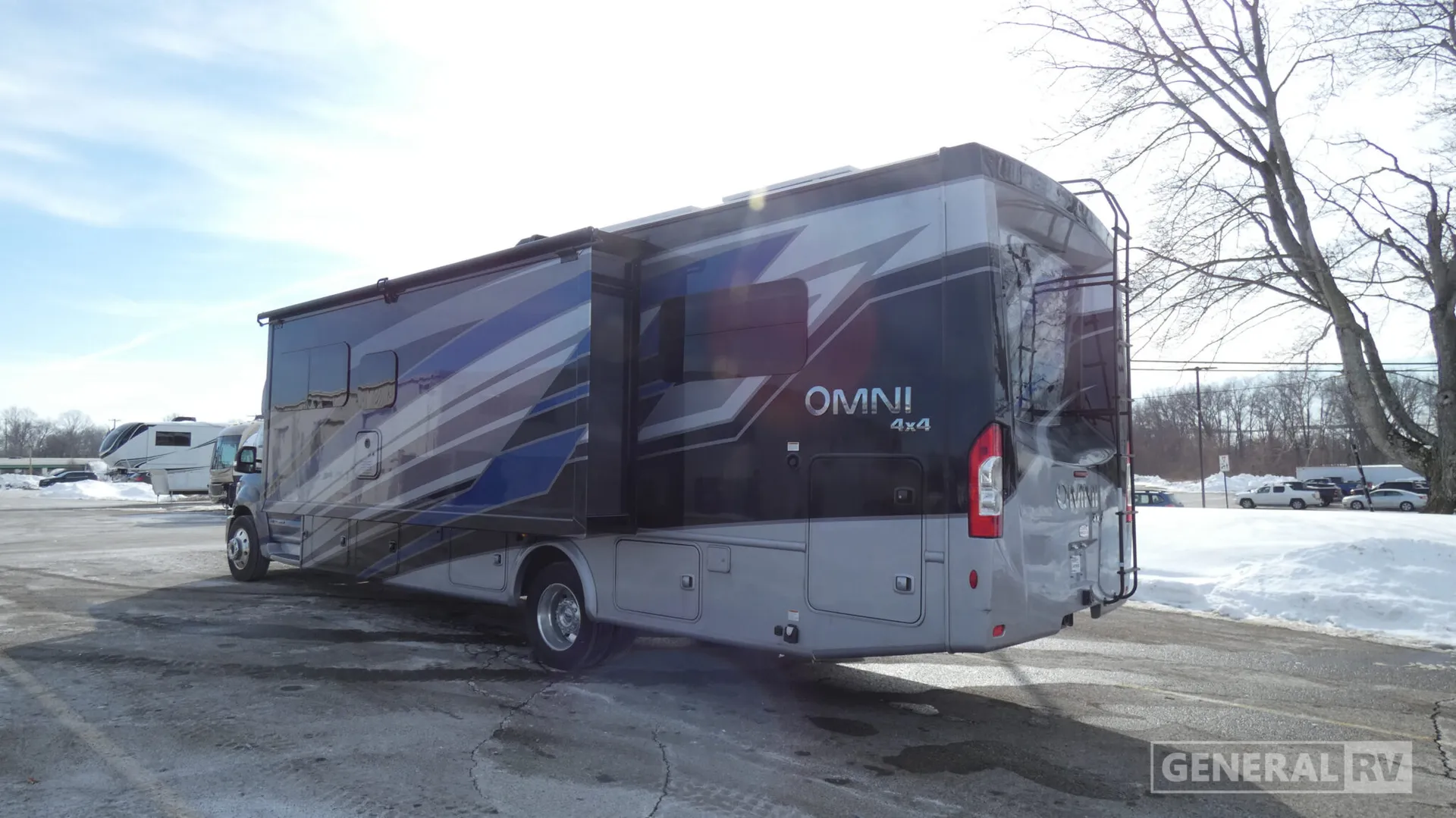 2024 Thor Motor Coach Omni LV35 - Photo 4