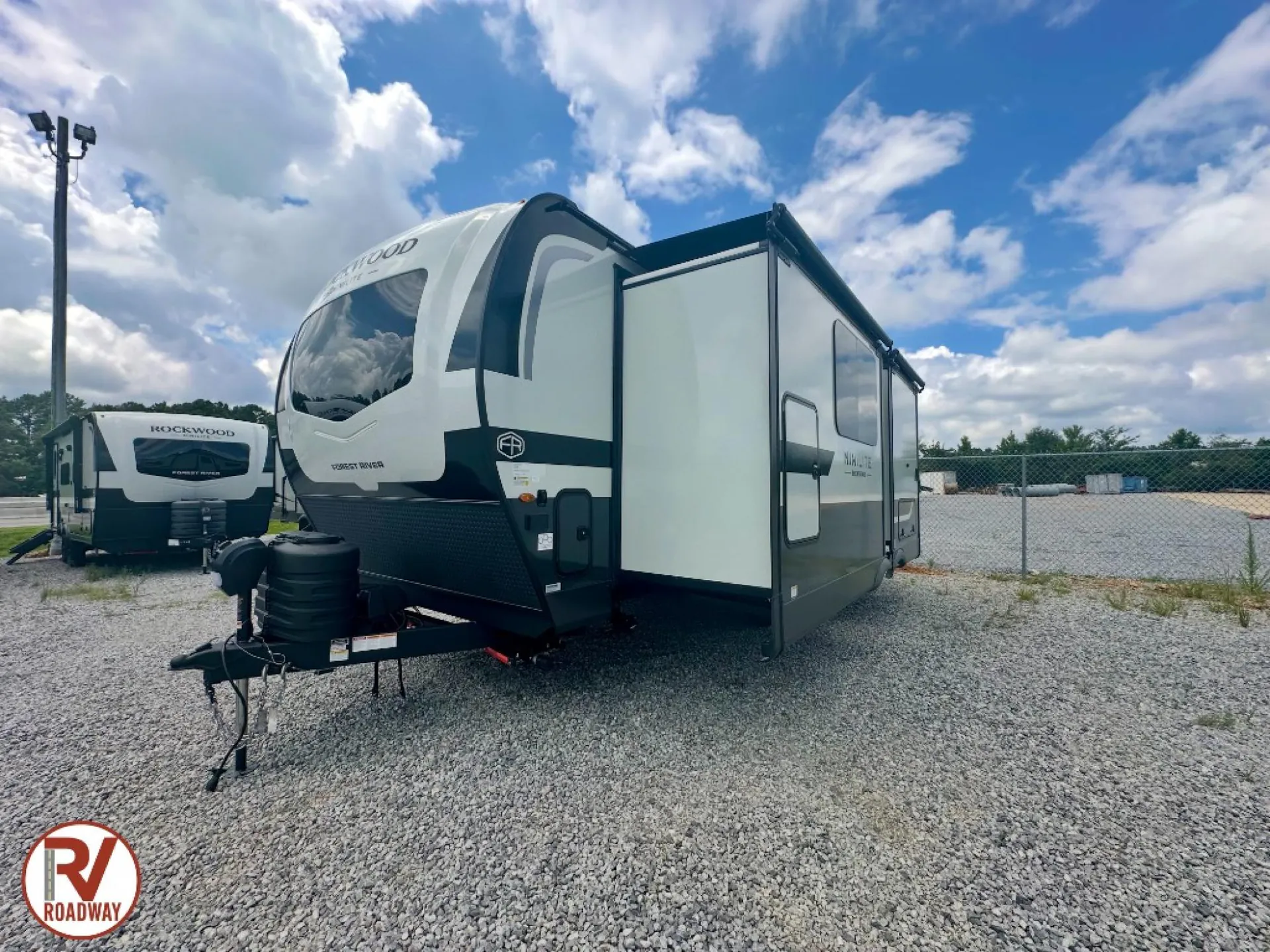 2027 Forest River Rockwood Mini Lite 2523MBR — Photo 7