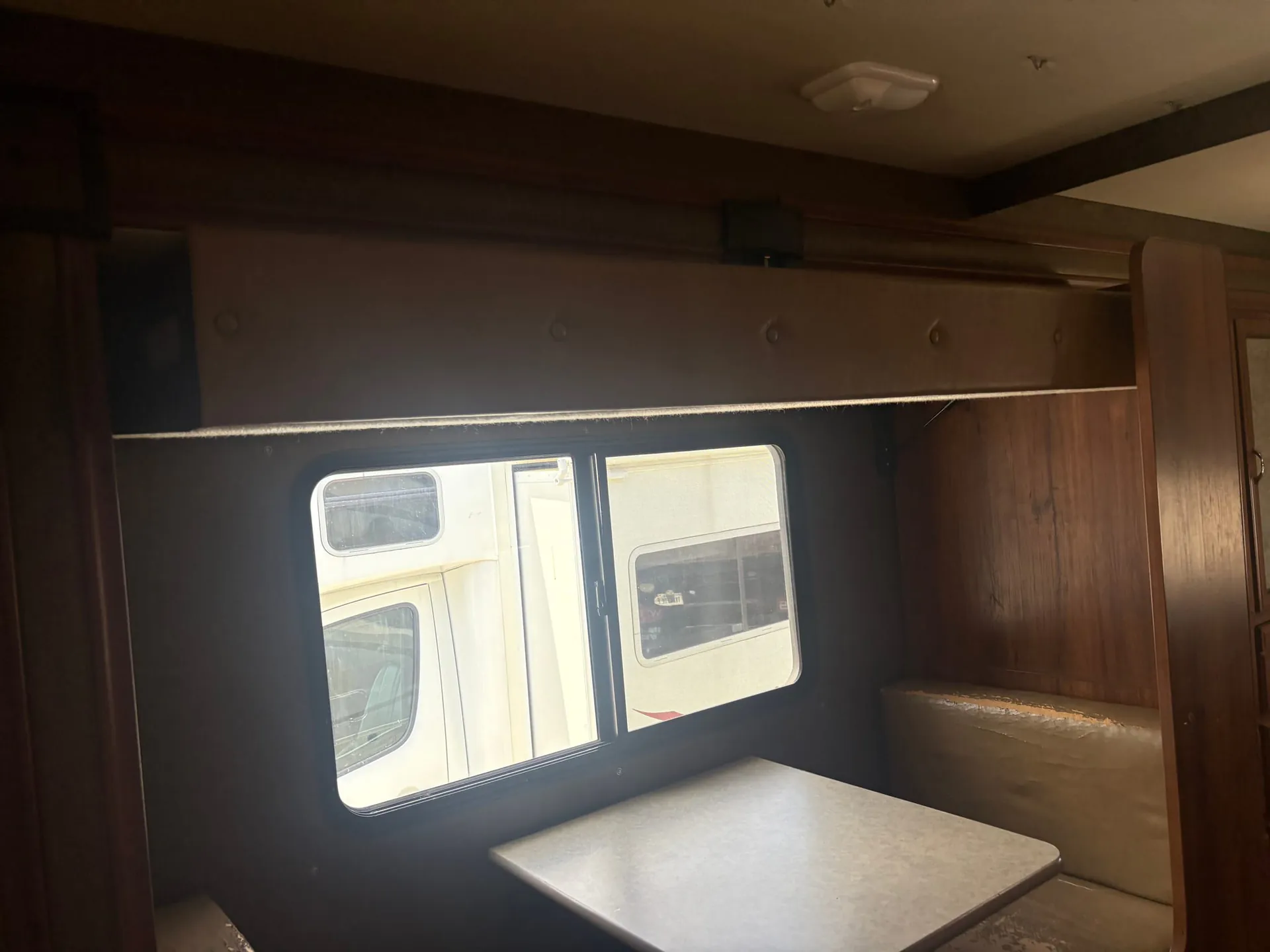 2014 Fleetwood RV Storm 32H - Photo 3