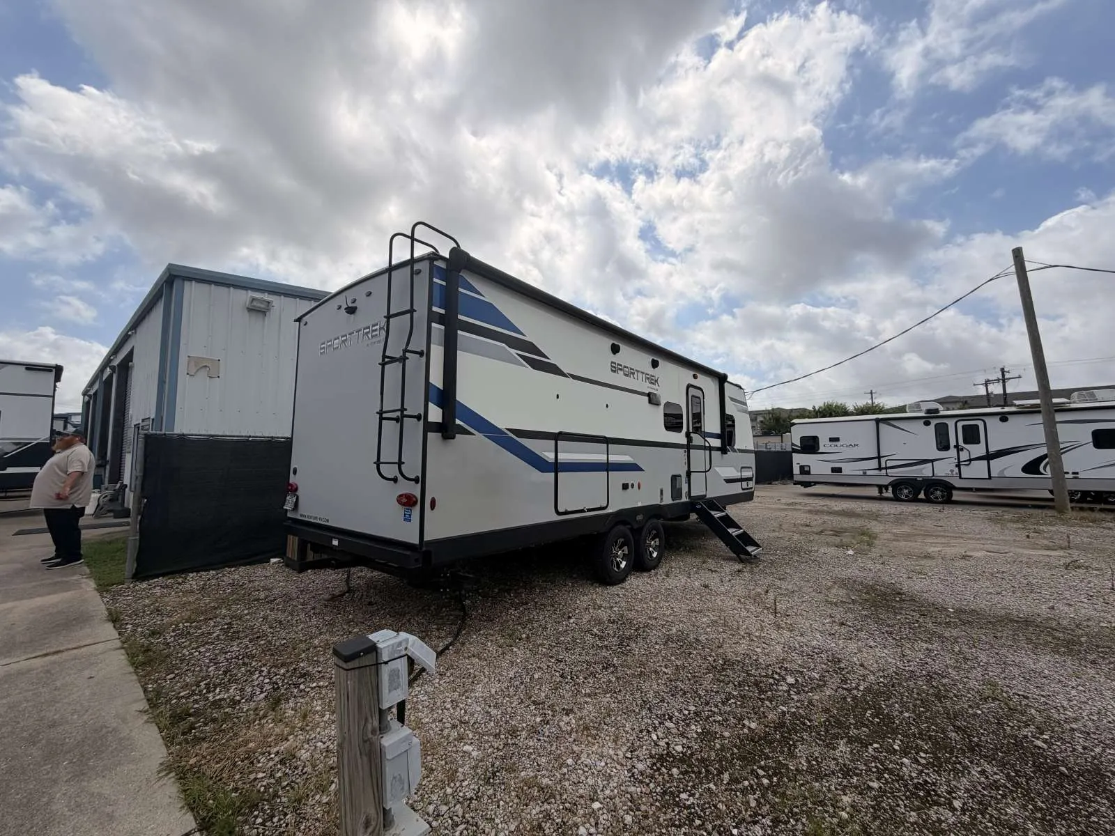 2021 Venture Rv SPORTTREK 271VMB - Photo 3