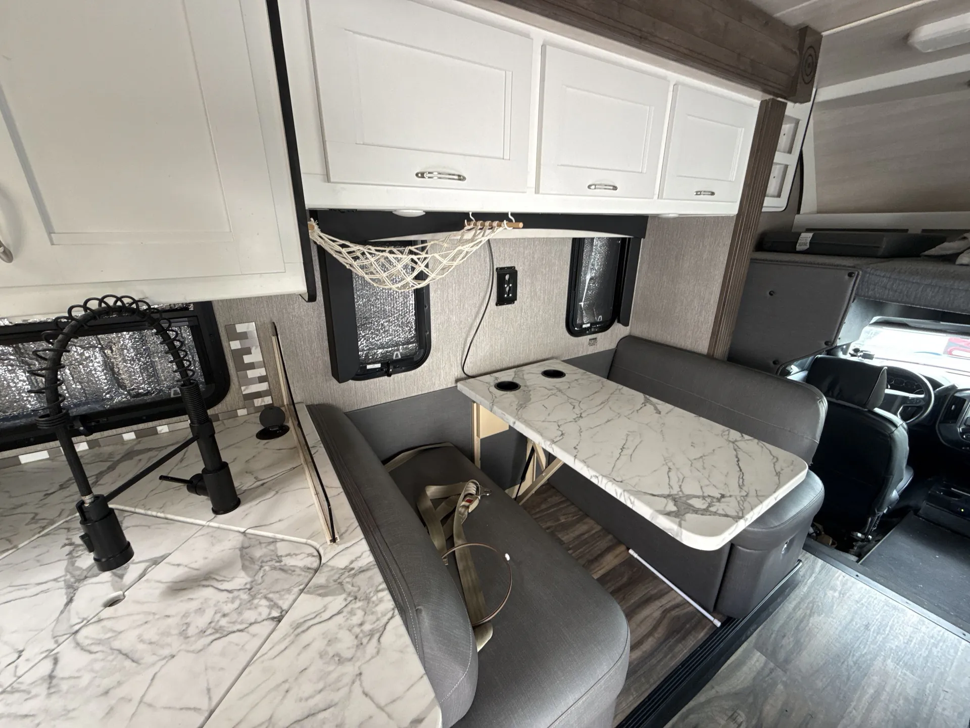 2022 Nexus Rebel 30R — living area main