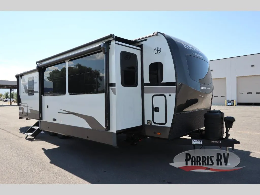 2026 Forest River Rockwood Signature 8339FK - Photo 2