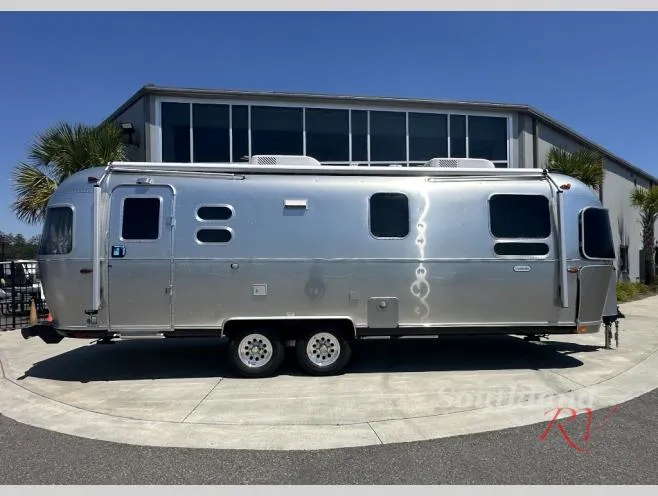 2026 Airstream Globetrotter 27FB - Photo 4