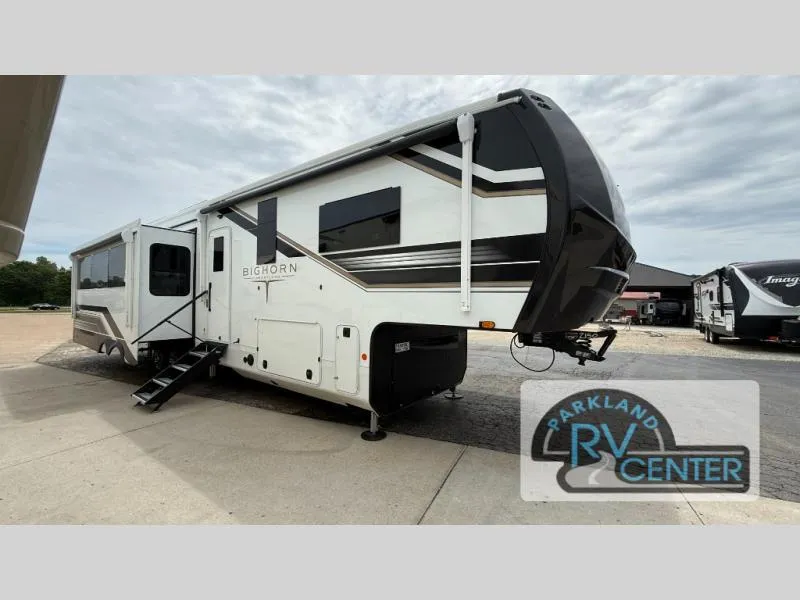 2026 Heartland Bighorn 38RE - Photo 2