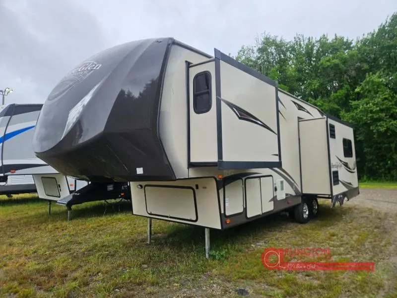 2014 Forest River RV HERITAGE GLEN WILDWOOD 286RLT - Photo 2