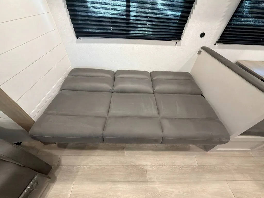 2027 Jayco Jay Flight SLX 262RLSW, Photos photo 11