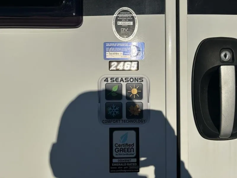 2022 Lance Lance Travel Trailers Used    2465 - Photo 4