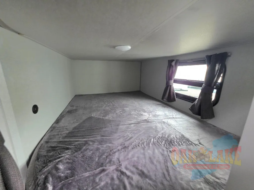 2026 Coachmen Catalina Legacy Edition 273DBHCK, Photos photo 15