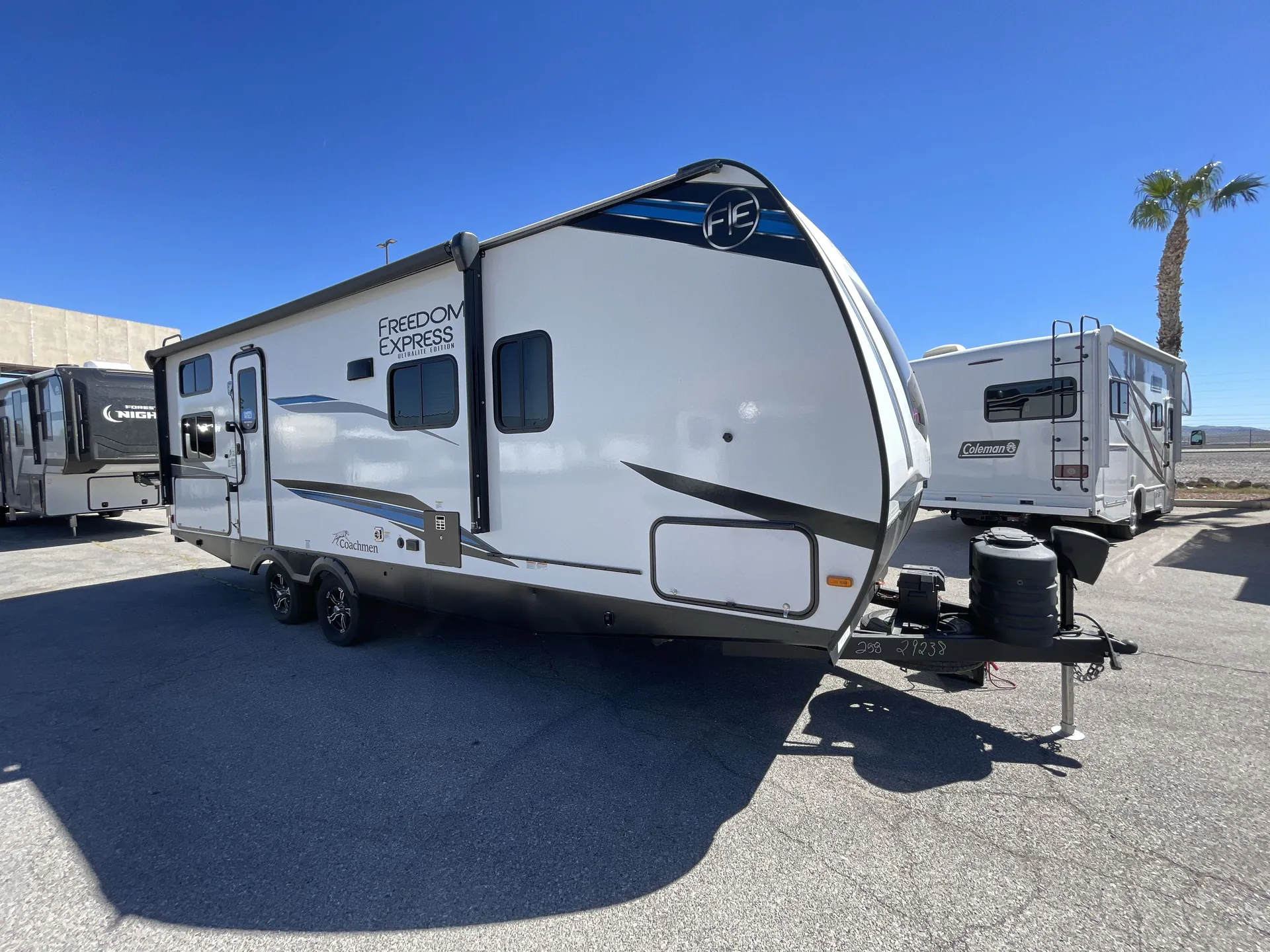 2024 Coachmen Freedom Express Ultra Lite 258BHS - Photo 2