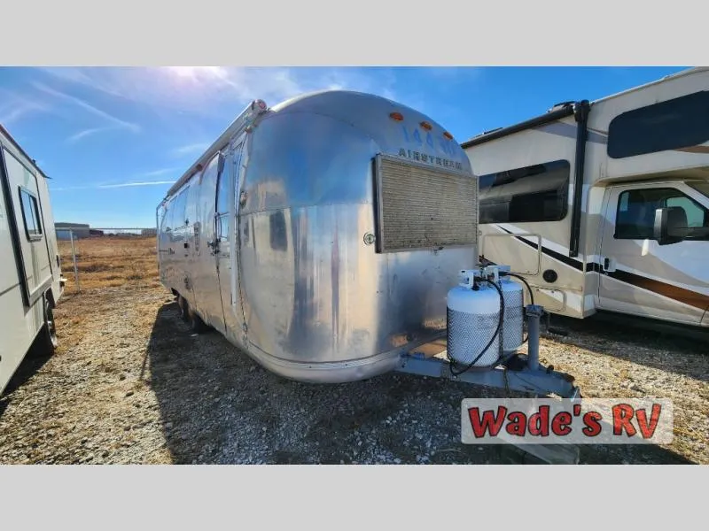 2026 Airstream AIRSTREAM Used   LAND YACHT - Main photo