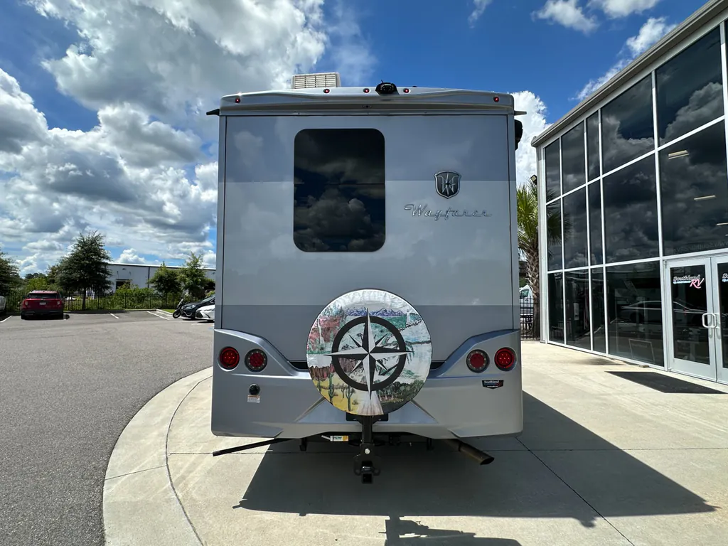 2020 Tiffin Wayfarer 25 RW, Photos photo 4