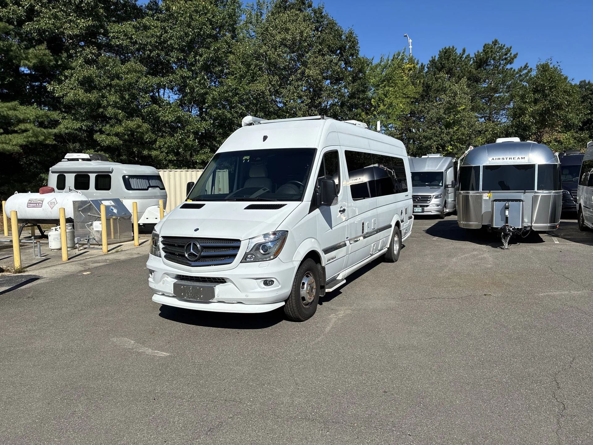 2016 Airstream Interstate 24GT - Photo 2