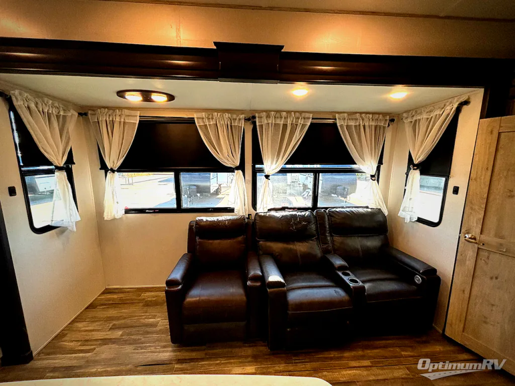 2022 Keystone Avalanche 390DS, Photos photo 13