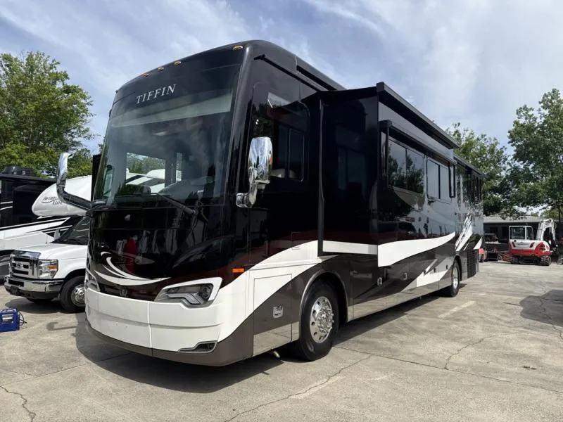 2021 Tiffin Allegro Bus 40 AP - Photo 2