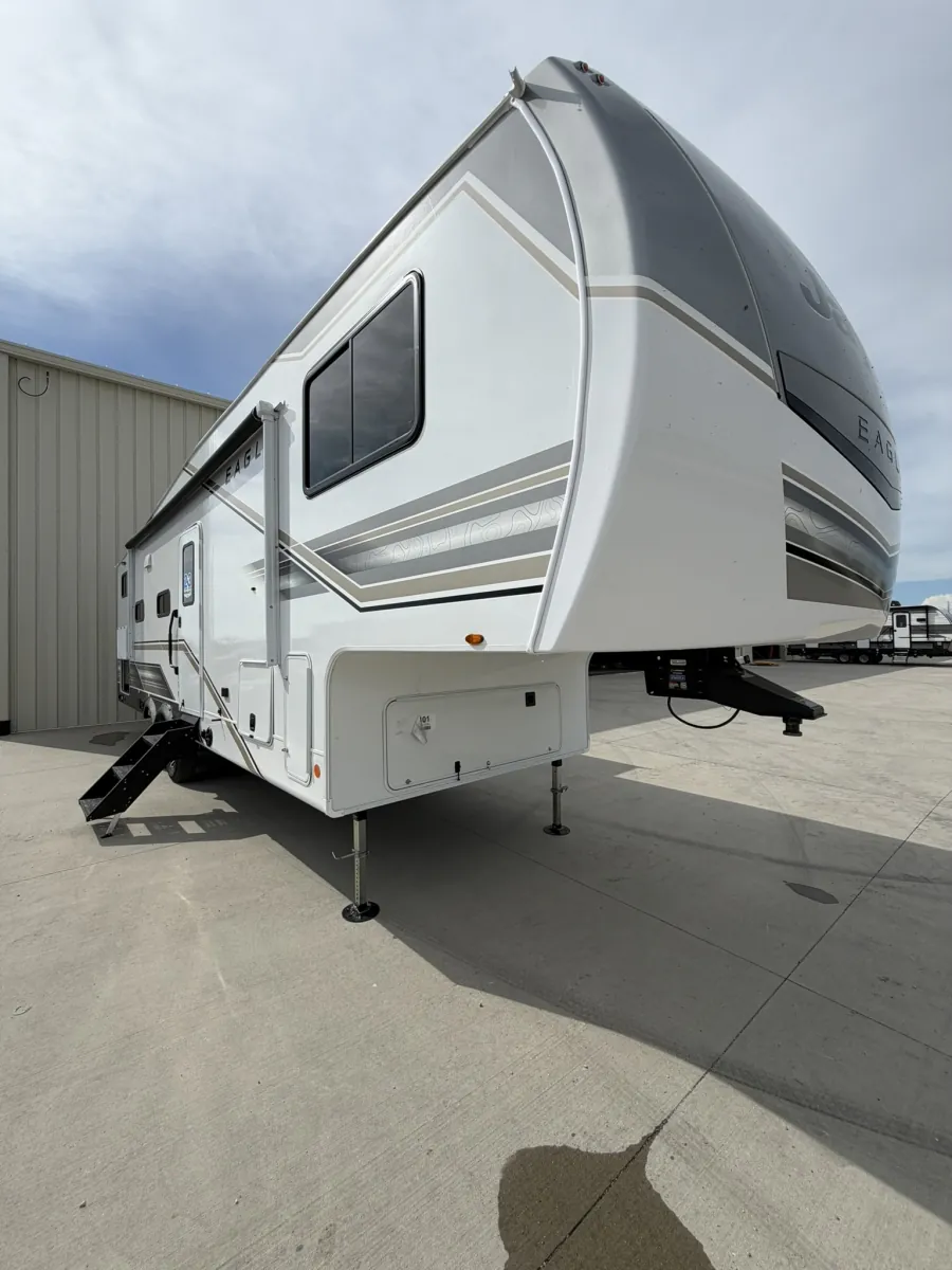 2027 Jayco Eagle 29DDB - Photo 2