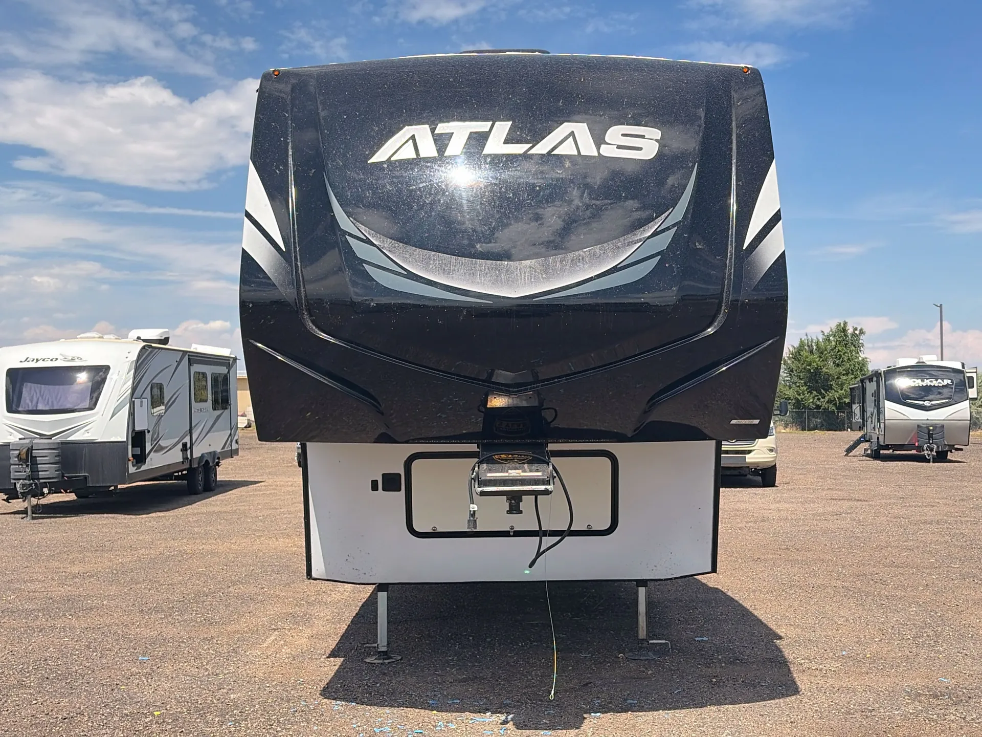 2021 Dutchmen Atlas 3602LFKB — front