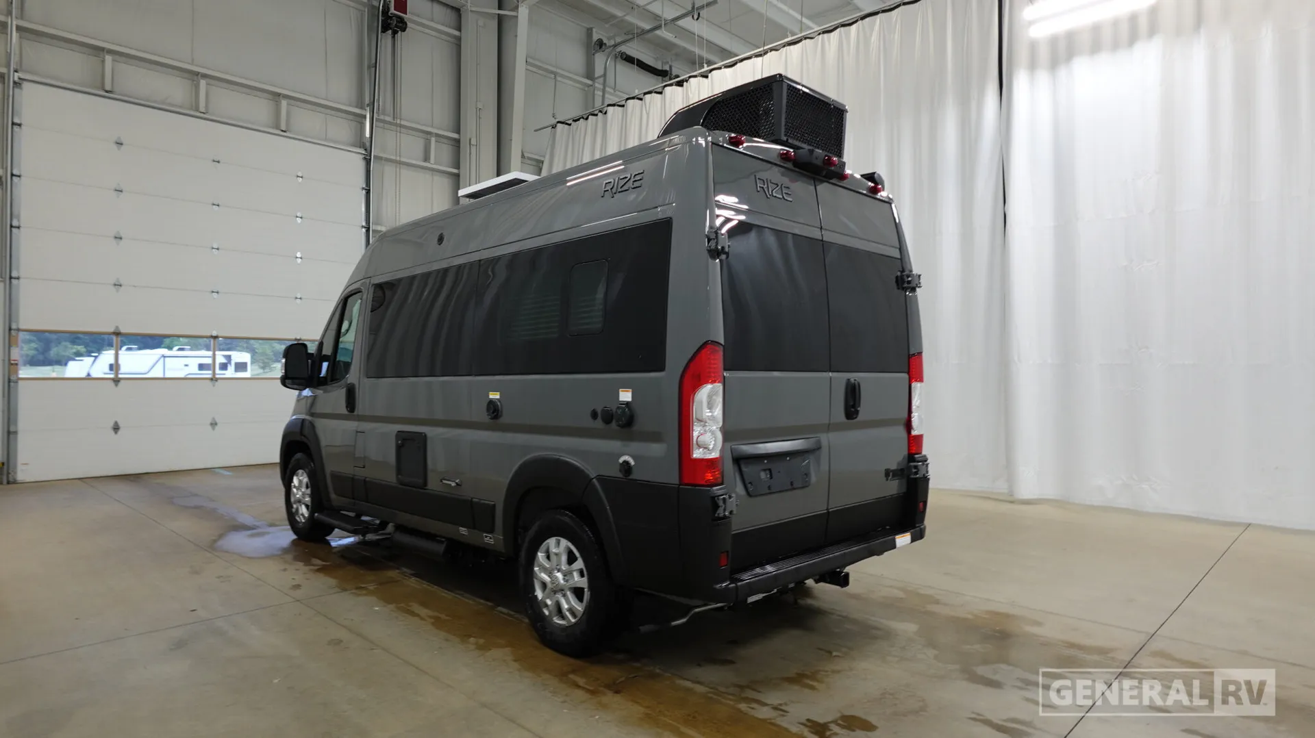 2027 Thor Motor Coach Rize 18Z - Photo 4