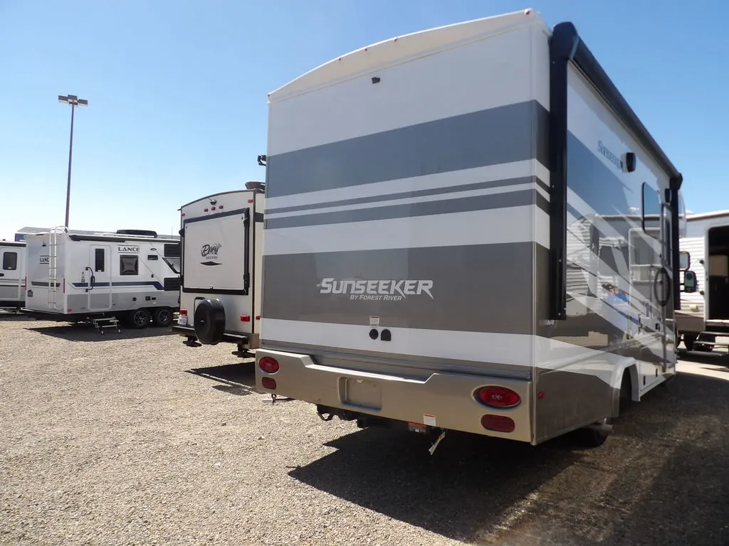 2024 Forest River Sunseeker 2400B, Photos photo 5