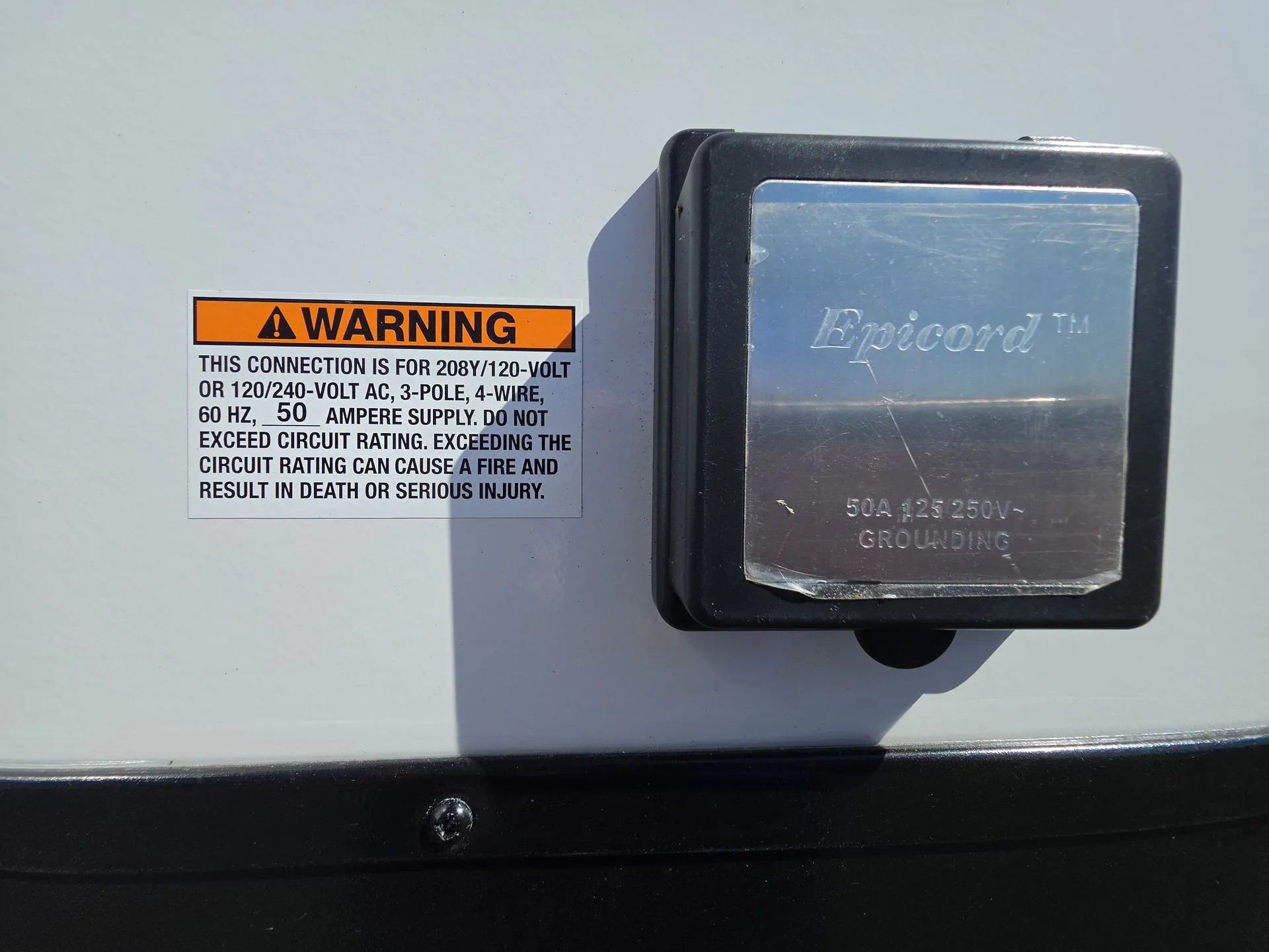 2027 Forest River Sabre 32RL - Photo 3