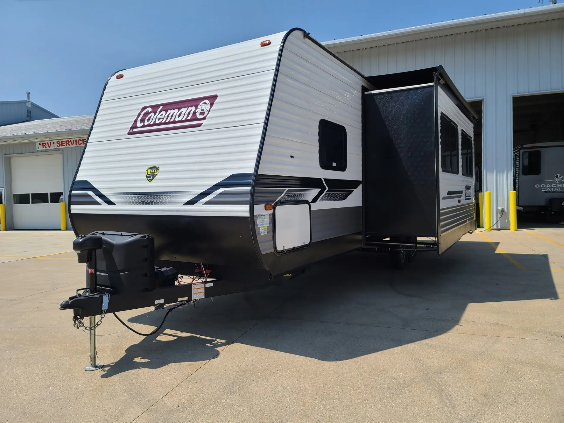 2023 Dutchmen Coleman Lantern LT 262BH - Photo 4