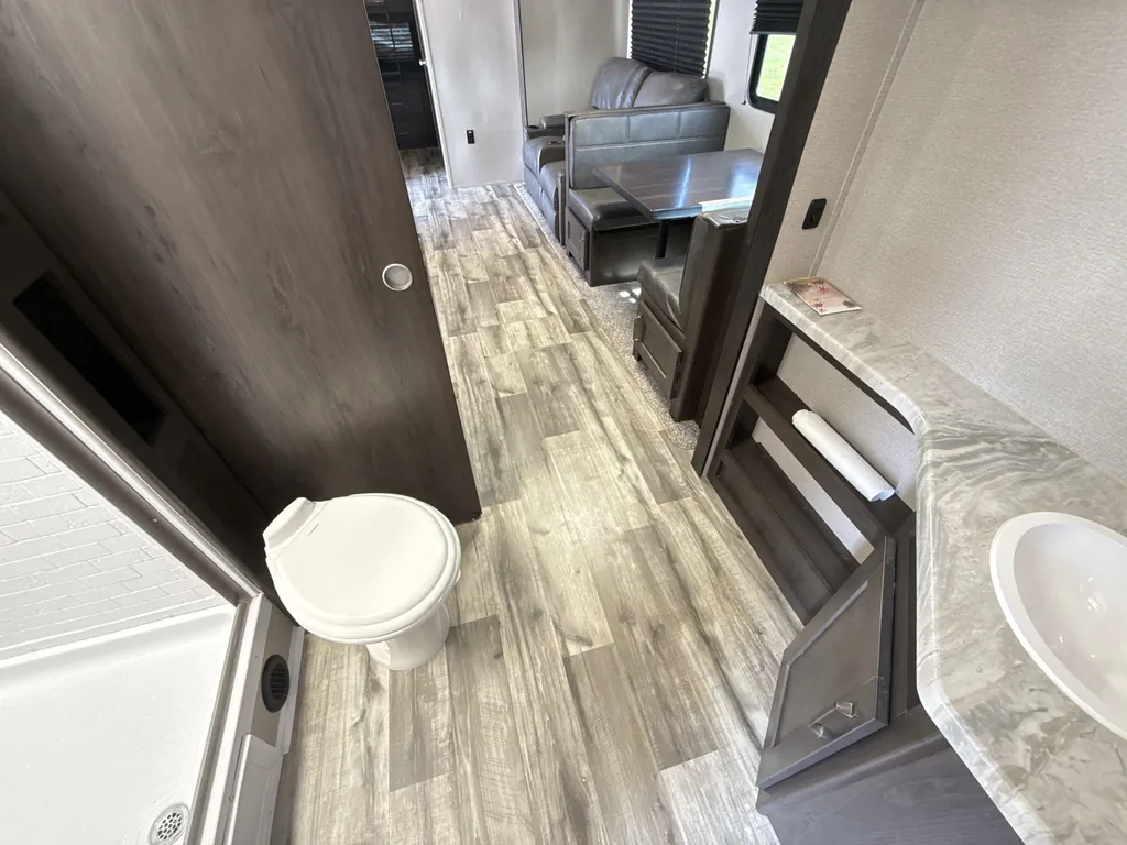 2023 Grand Design Transcend Xplor 321BH, Photos photo 19