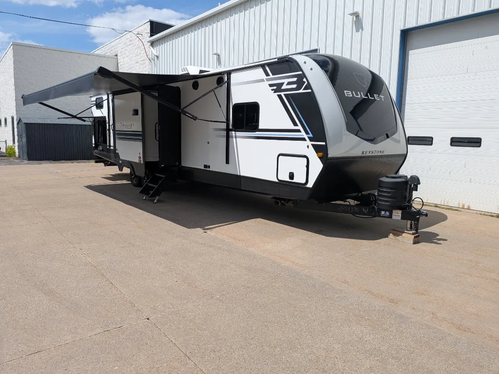 2026 Keystone Bullet Premium 330BKQ - Photo 2
