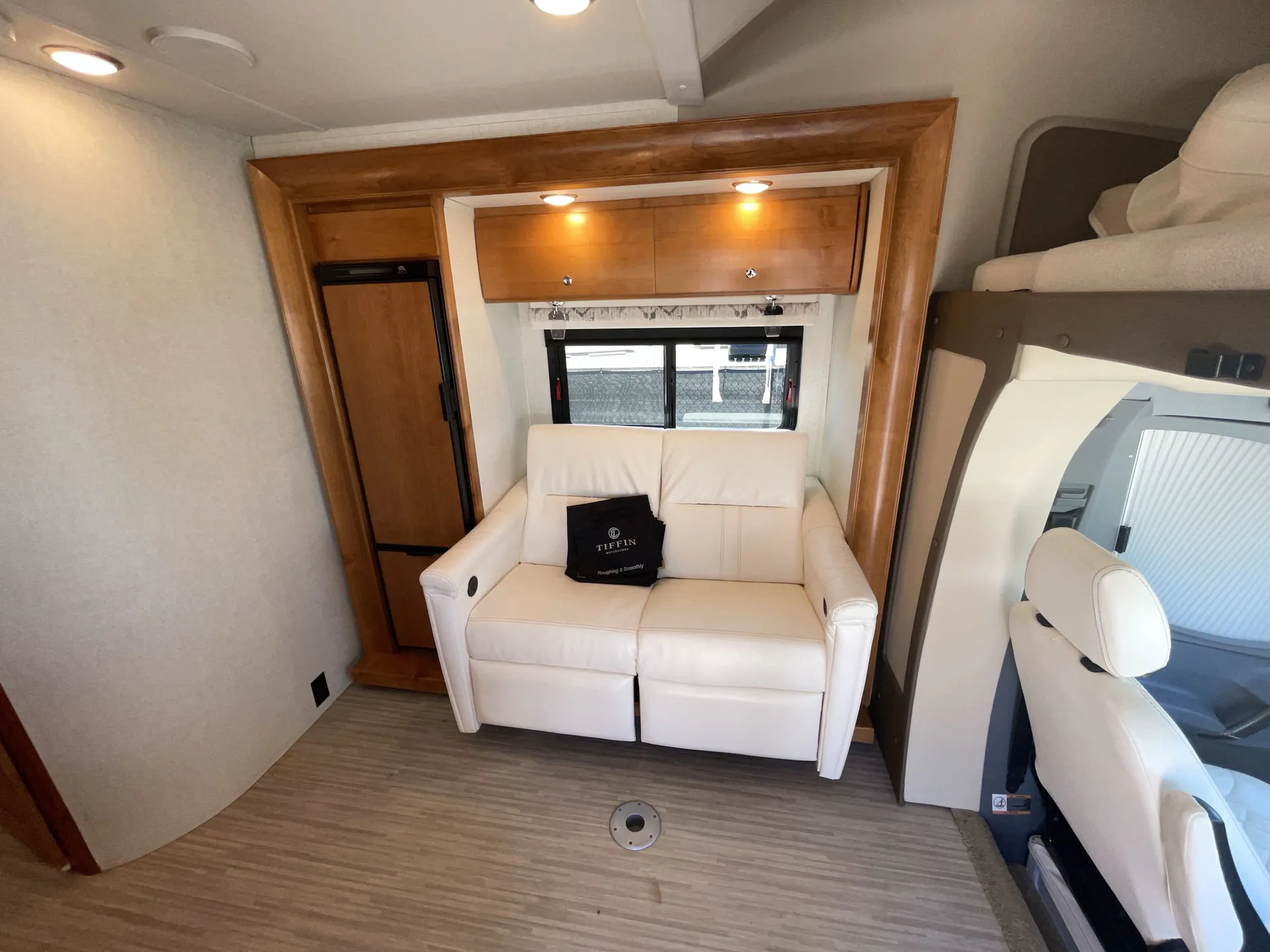 2018 Tiffin Wayfarer 24 BW dealer photo 2 from Camping World