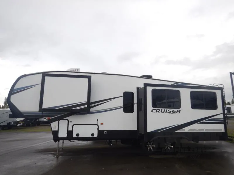2019 CrossRoads Cruiser Aire 28RD - Photo 2