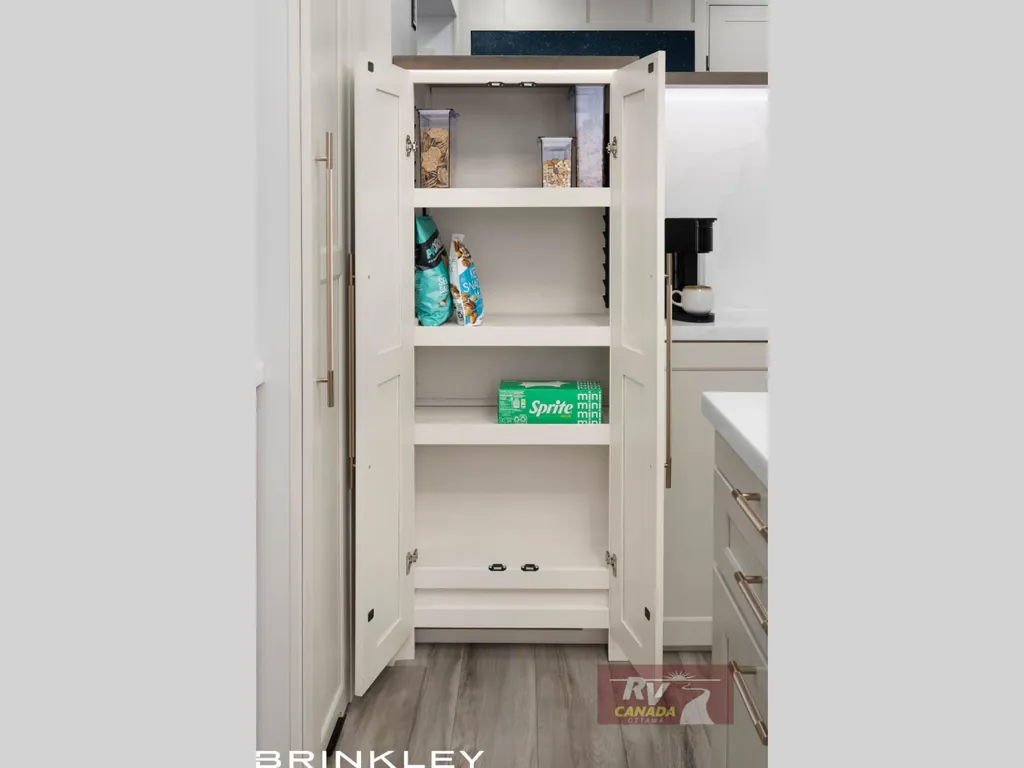 2027 Brinkley Model R 3710, Photos photo 27