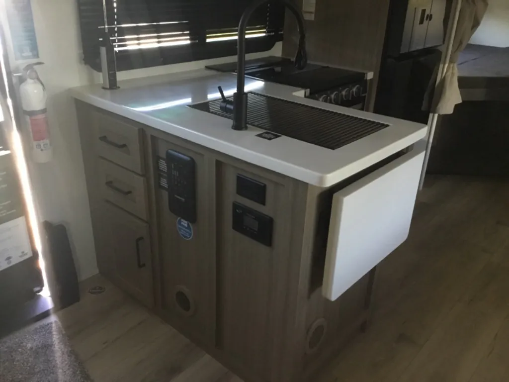 2027 Forest River Rockwood Mini Lite 2509S, Photos photo 18