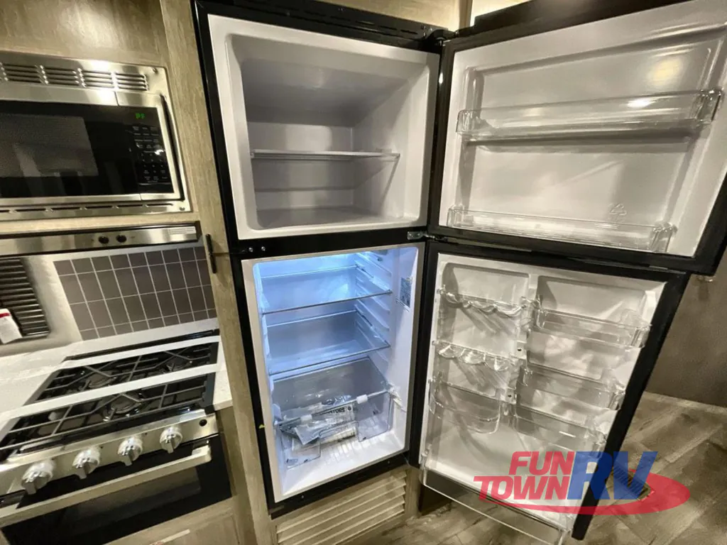 2026 Coachmen Catalina Legacy Edition 273DBHCK, Photos photo 24