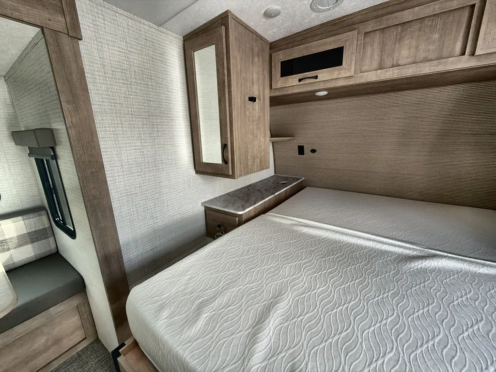 2025 Forest River Solaire 2085BHS, Photos photo 30