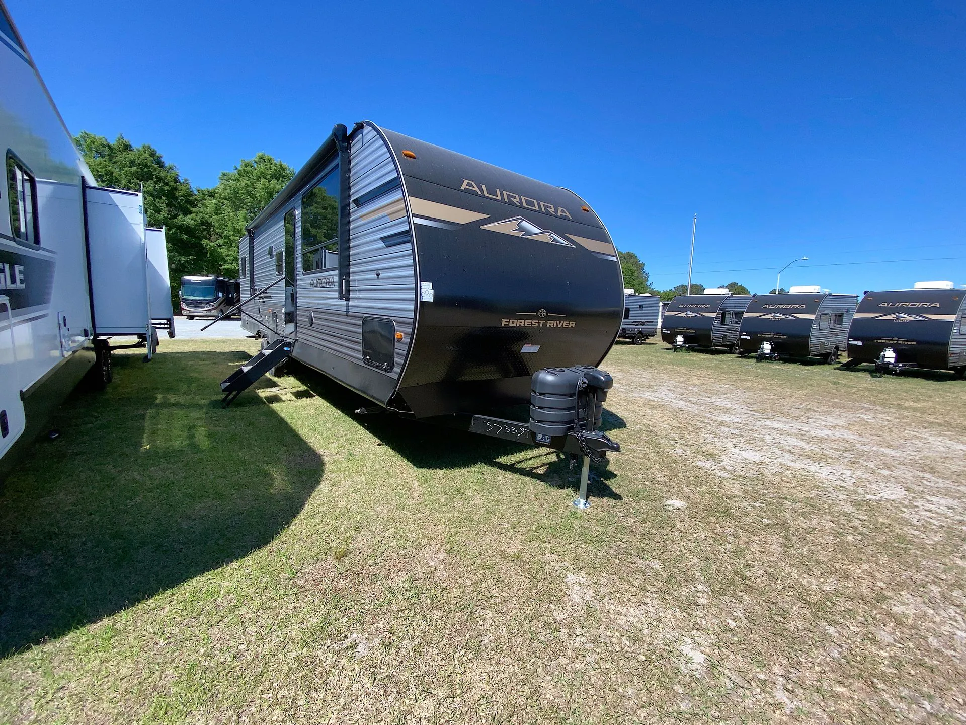2026 Forest River Aurora 34BHTS - Photo 3