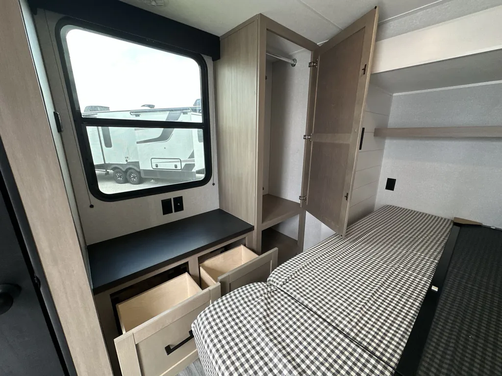 2026 Jayco Jay Flight Bungalow 404LOFT DS, Photos photo 45