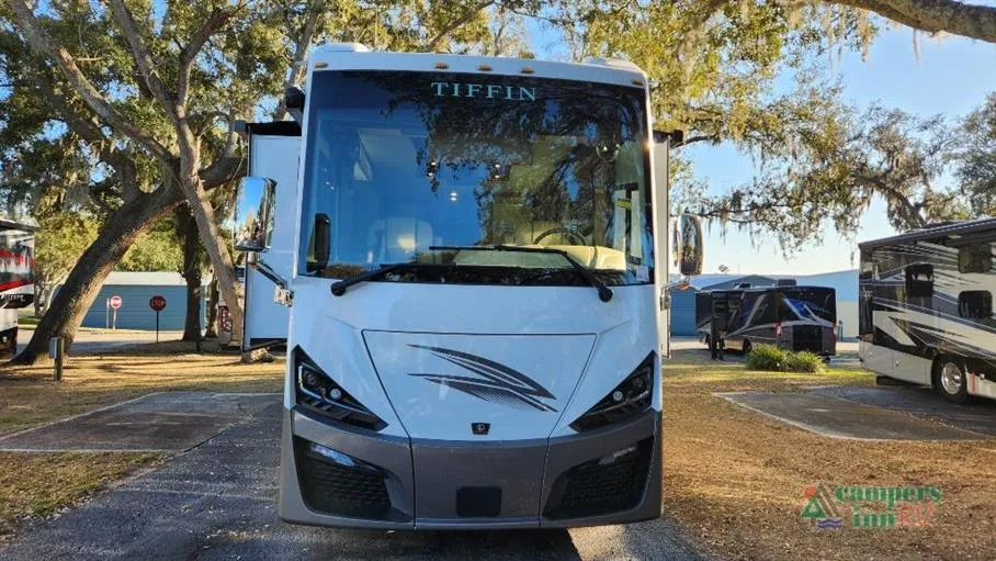 2026 Tiffin Phaeton 40 IH - Photo 3